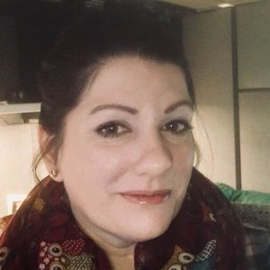 Meet your Posher, Lisa